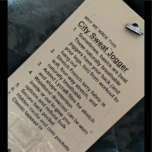 🆕💙 AUTHENTIC LULULEMON JOGGERS 💙🆕 - Picture 12 of 14